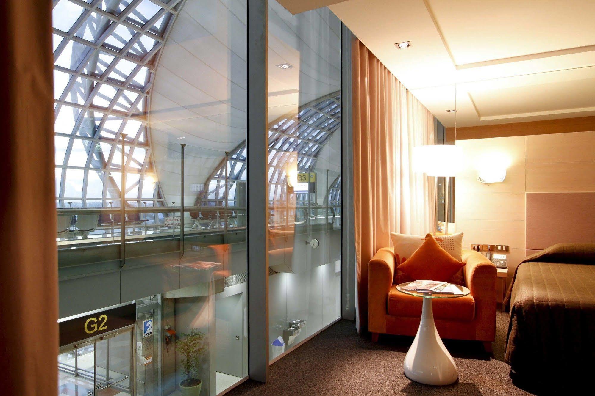 Miracle Transit Hotel Bang Phli Luaran gambar