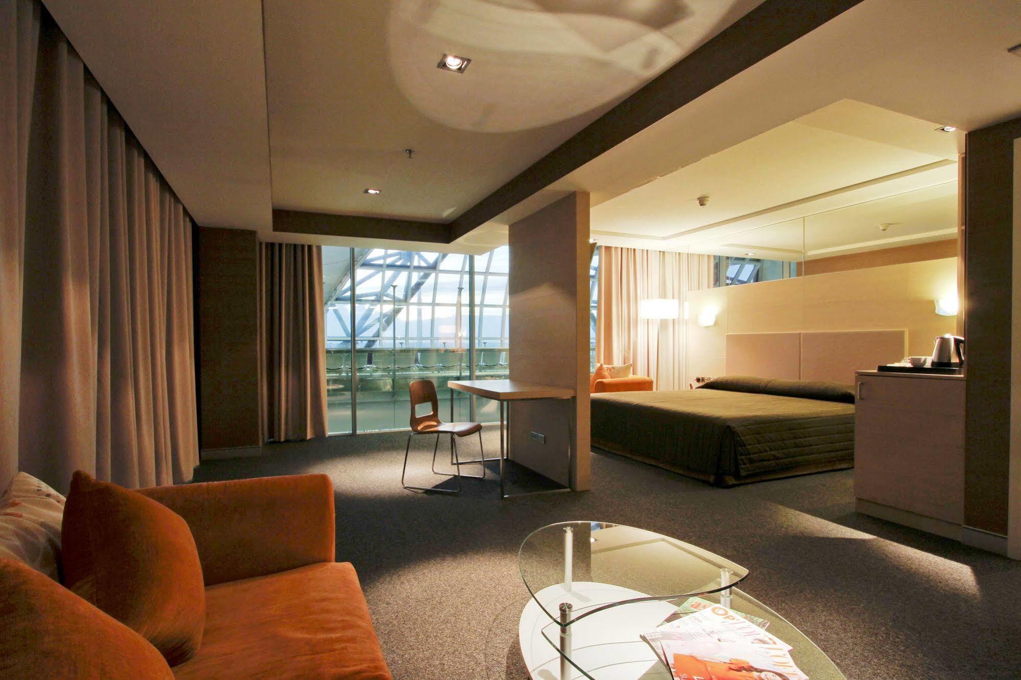Miracle Transit Hotel Bang Phli Luaran gambar