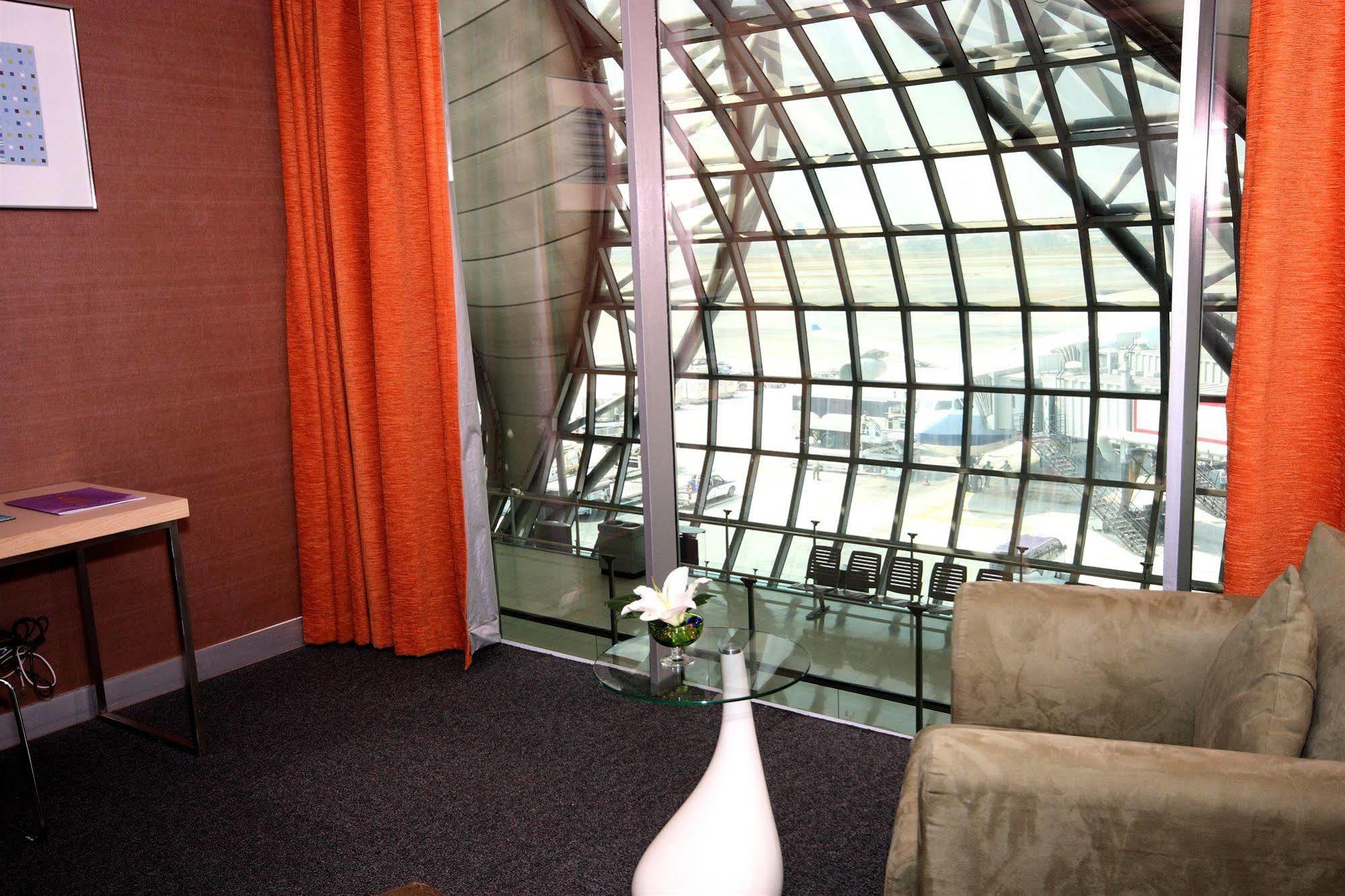 Miracle Transit Hotel Bang Phli Luaran gambar