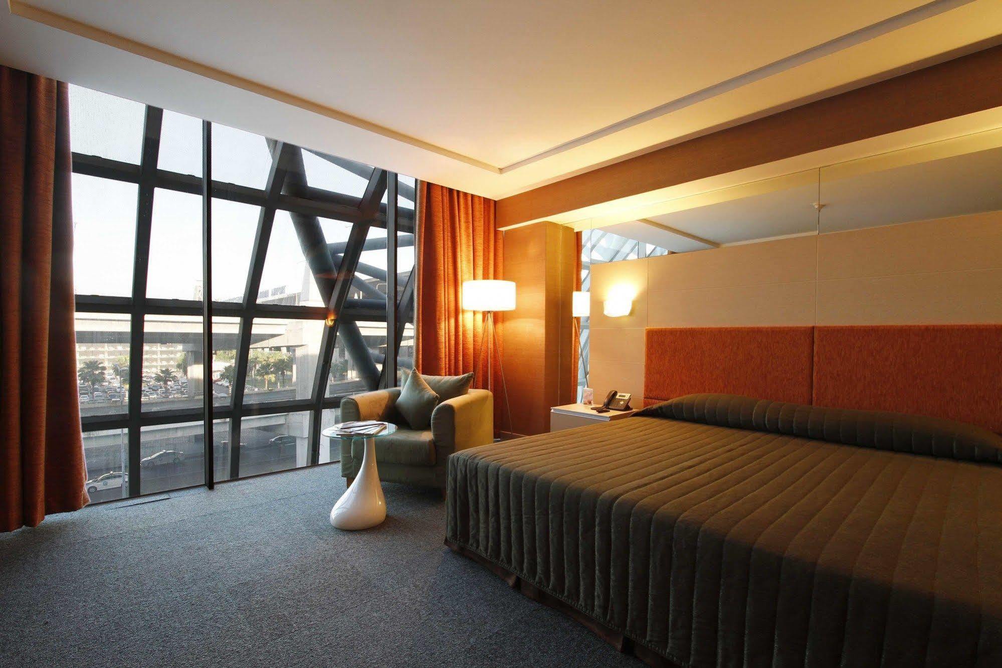 Miracle Transit Hotel Bang Phli Luaran gambar